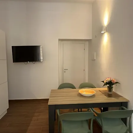 Via Del Teatro 1 아파트 라스페치아