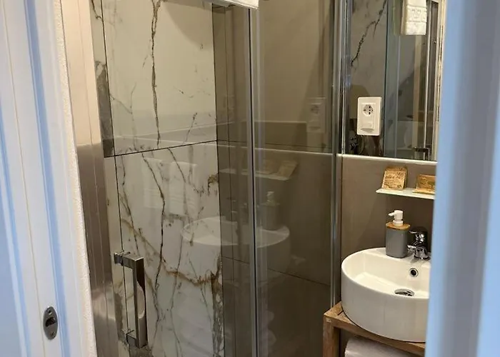 Via Del Teatro 1 Апартаменты *