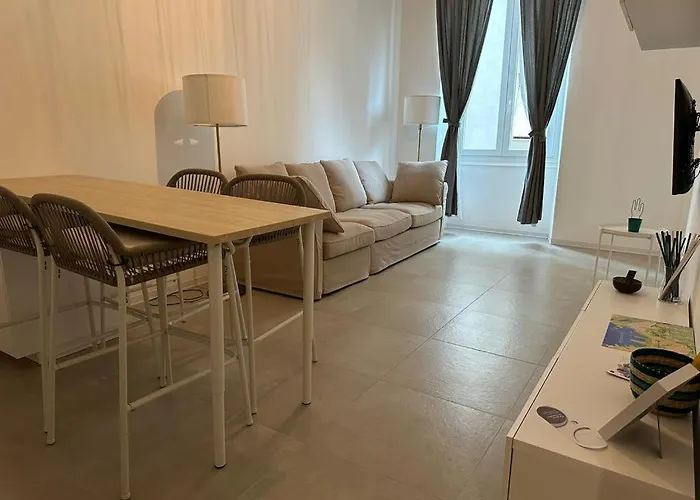 Апартаменты Via Del Teatro 1 Специя